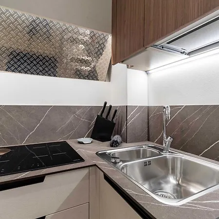 Nabucco Flat By Fenix البندقية