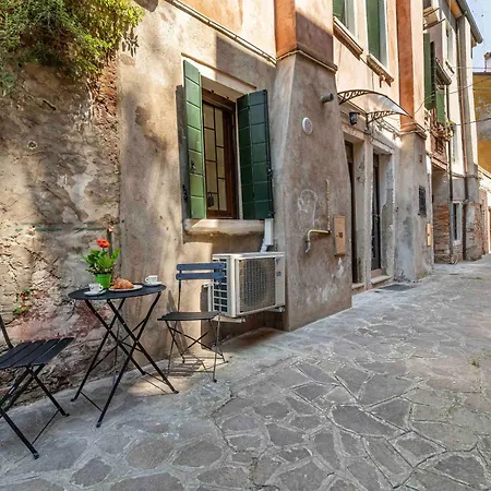 Nabucco Flat By Fenix